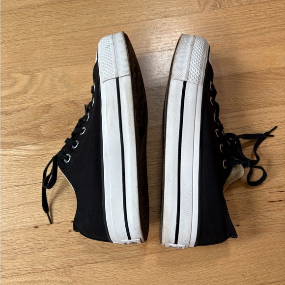 Converse Chuck Taylor All Star Lift Platform Canvas Sneakers Size 7.5 - Picture 5 of 7